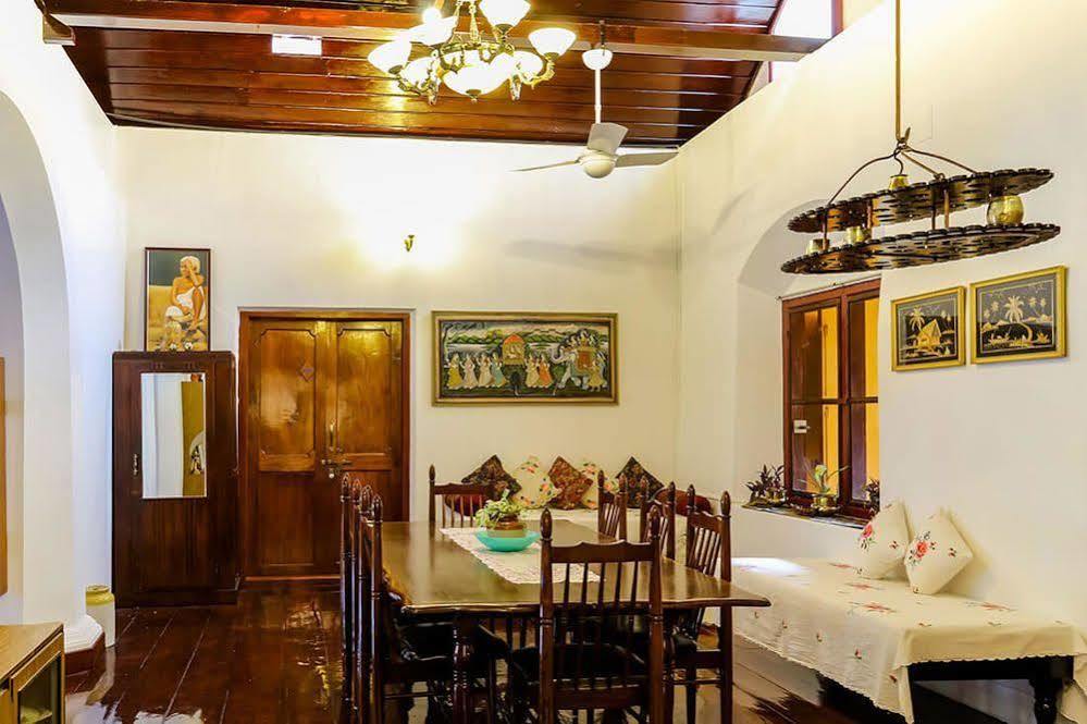 Апартаменты Chiramel Residency Коччи Экстерьер фото
